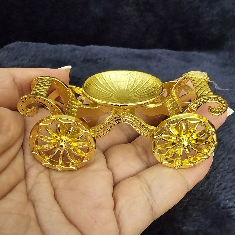 53g, Gold Color Sphere Carriage!, 2 available, 3" L x 1" H x 1" D, New! $20 each